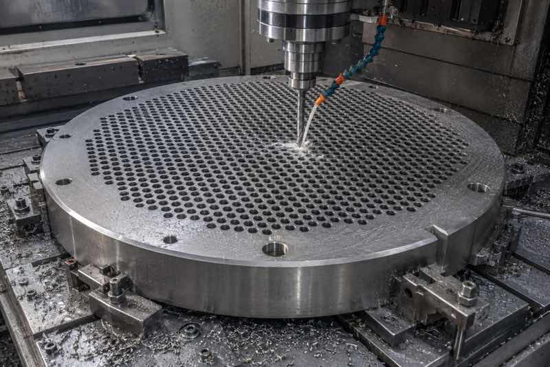 2205双相钢换热器管板在数控设备上加工规则管孔